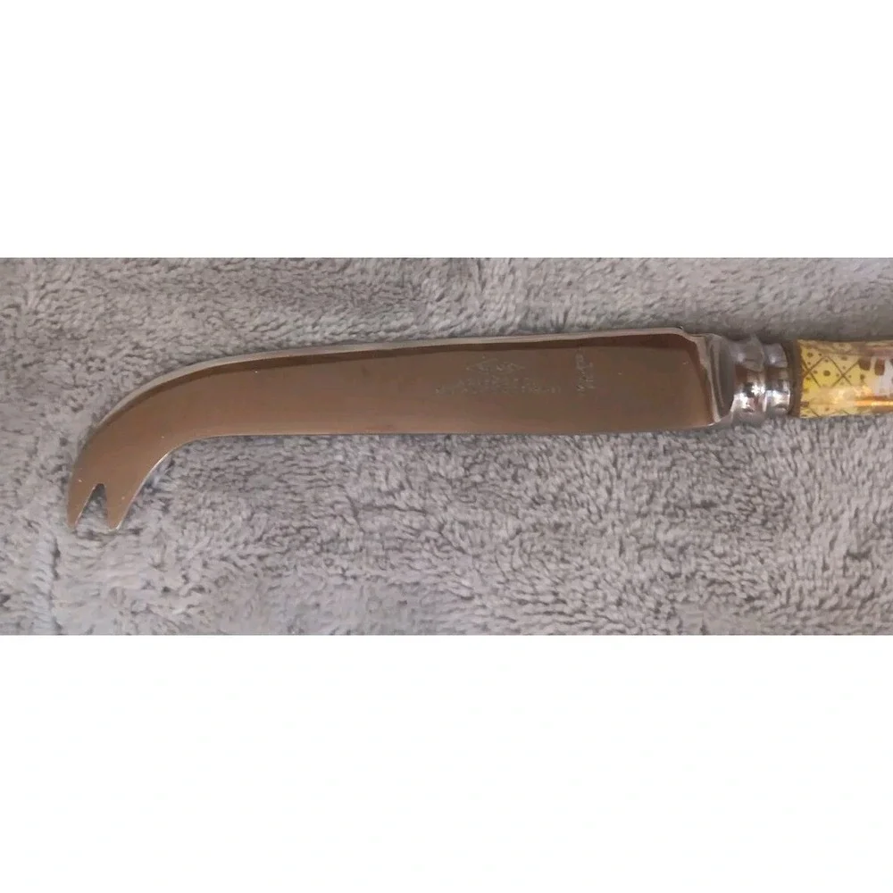 A.E. Lewis & Co Floraine Sheffield England Decorative Cheese Knife Ornate Floral